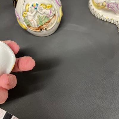 Beautiful Victorian Oil/Vinegar Salt and Pepper Set