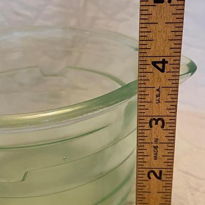 Uranium glass 2 cup measuring cup