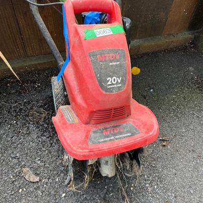 MTD 20V Cultivator w/Charger - tested