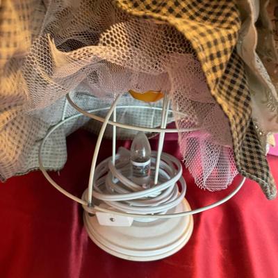 Doll lamp