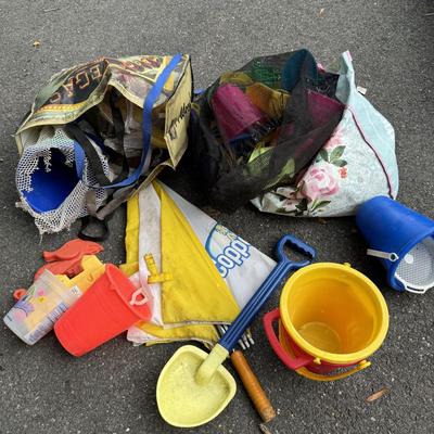 Beach Sand Toys/Buckets
