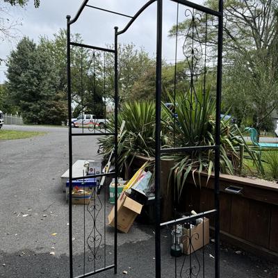 93” Portable Metal Garden Arch