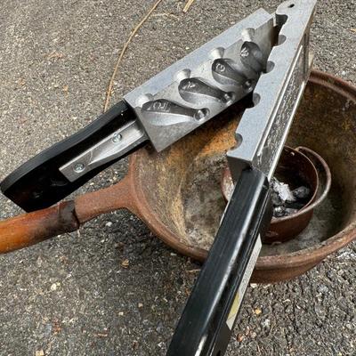 Do-it Bank Sinker Mold sizes 2-3-4-5 & Pots