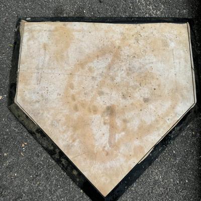 3 Softball Bats & Safe Slide Home Plate