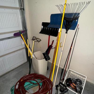 GARAGE TOOL LOT
