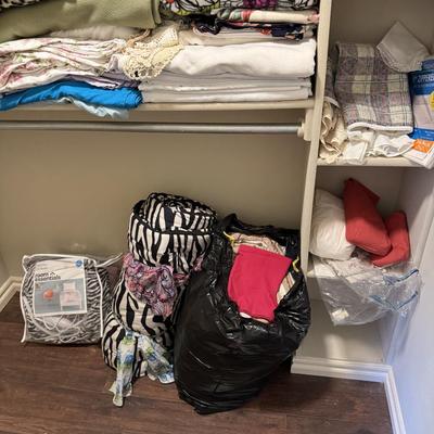 MISCELLANEOUS LINEN CLOSET LOT