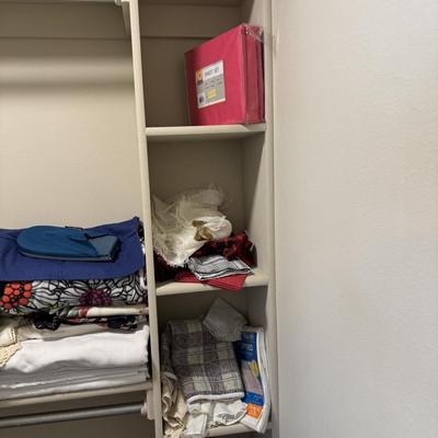 MISCELLANEOUS LINEN CLOSET LOT