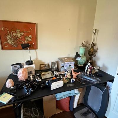 MENS BEDROOM TABLE LOT - BLACK TABLE NOT INCLUDED