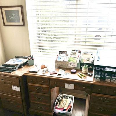 OFFICE DESK & CABINET LOT