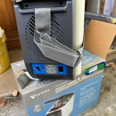 Vector Thermoelectric Travel Cooler & Warmer
