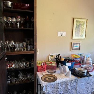 GLASSWARE AND TABLE LOT - TABLE NOT INCLUDED