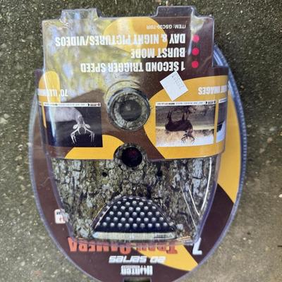 Hunten Outdoors Trail Camera and Safety Straps