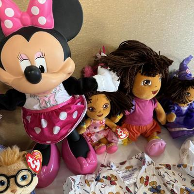 TY Collectables / Doll Lot
