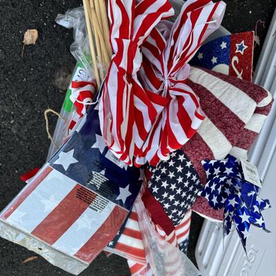 Patriot Flag Lot & Mini Wall Quilt Decor