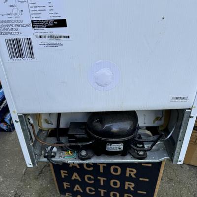 Emerson Compact Refrigerator - tested