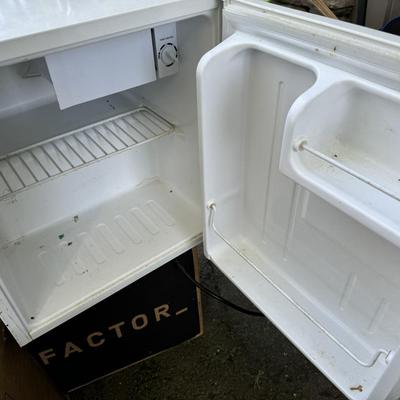 Emerson Compact Refrigerator - tested
