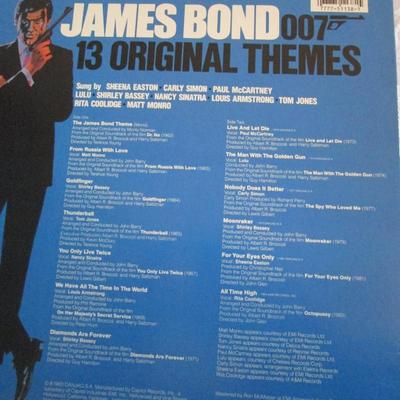 LP vinyl albums, Star Wars sound track, James Bond Themes, Richard Pryor