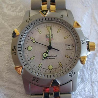 Tag Heuer Professional Quartz Men's Swiss Watch