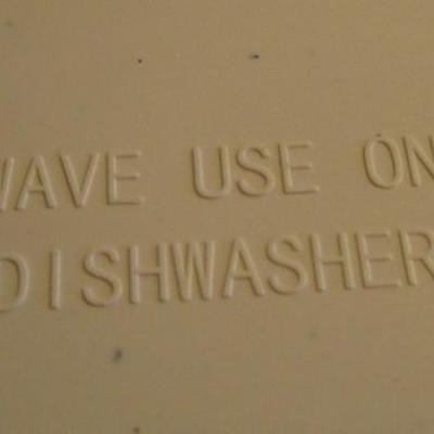 Microwave  plate and cover, Mickey Mouse & Minnie Mouse spoon holders, onion keeper