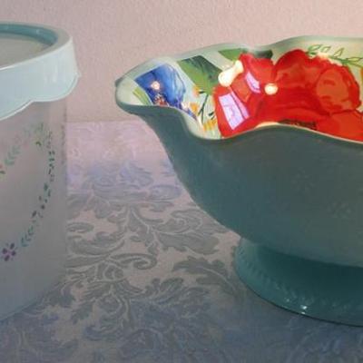 3 qt decorative plastic container with lid, Pioneer Woman Melmac bowl