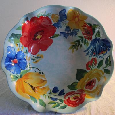 3 qt decorative plastic container with lid, Pioneer Woman Melmac bowl