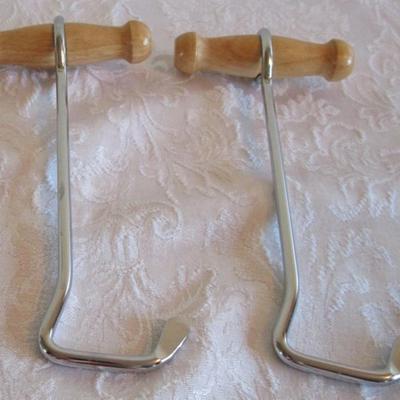Boot pullers