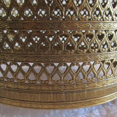 Gold-look tissue box holder & round trash can cover