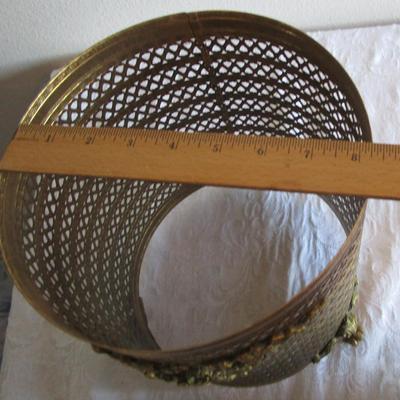 Gold-look tissue box holder & round trash can cover