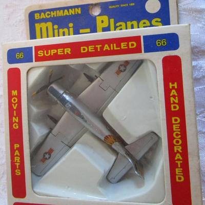 Bachmann Mini Planes