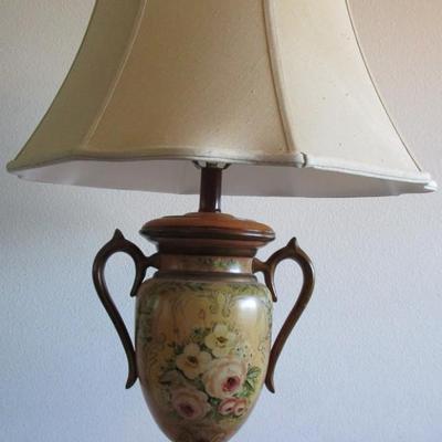 Vintage 32" high-end ceramic table lamp with high-end silk lamp shade