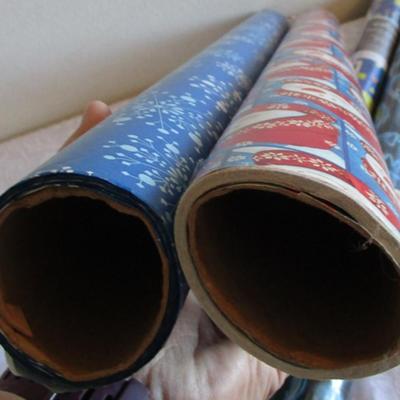 4 rolls of gift wrap