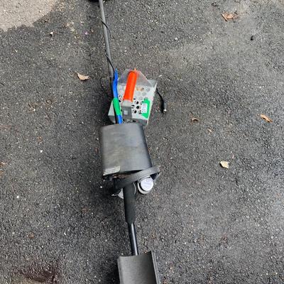 Quick Draw Metal Detector w/ Headphones & Dig Scoop