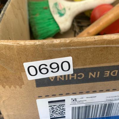 Huge Handyman’s Lot