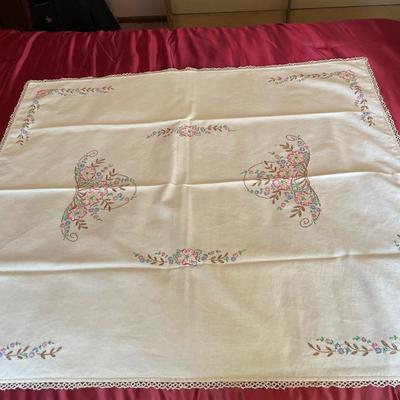 Square table covering