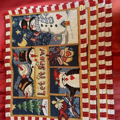 4 holiday placemats