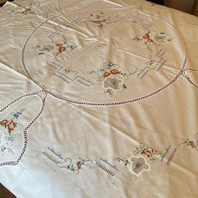 Table covering