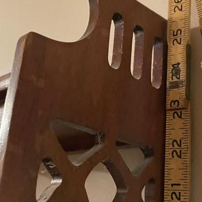 Wall shelf