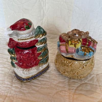 Santa salt & pepper shakers