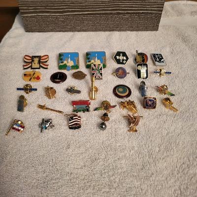 30 PINS