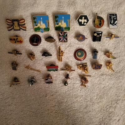 30 PINS