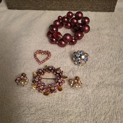 VINTAGE JEWELRY