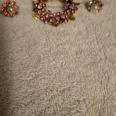 VINTAGE JEWELRY