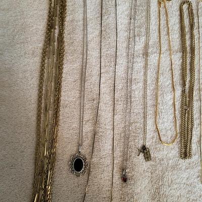 8 CHAIN NECKLACES, 2 SIGNED