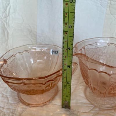 Depression glass sugar & creamer