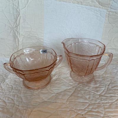 Depression glass sugar & creamer