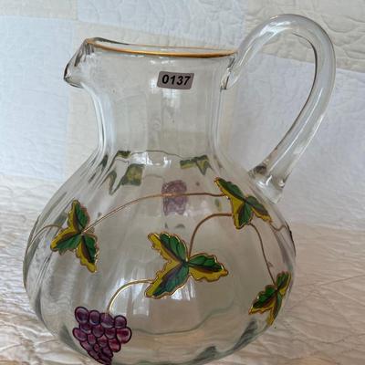 Art nouveau Victorian grape clusters vines