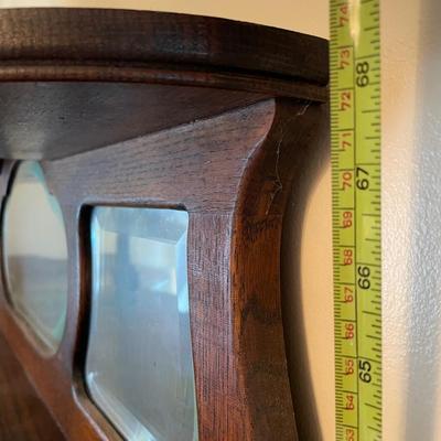 Curved glass bow front curio cabinet