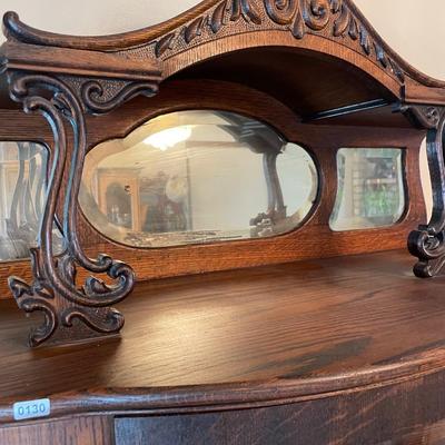Curved glass bow front curio cabinet