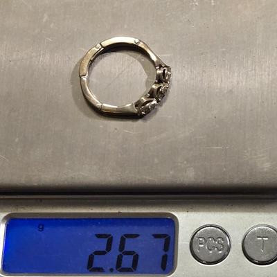 10k White Gold & 6 Diamonds Ring