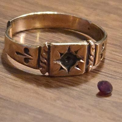 Antique 10k Gold Ring with Ruby